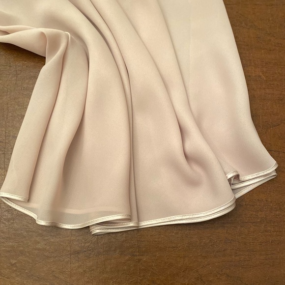 Farr West Beige Crepe Half-Slip - Picture 2 of 7